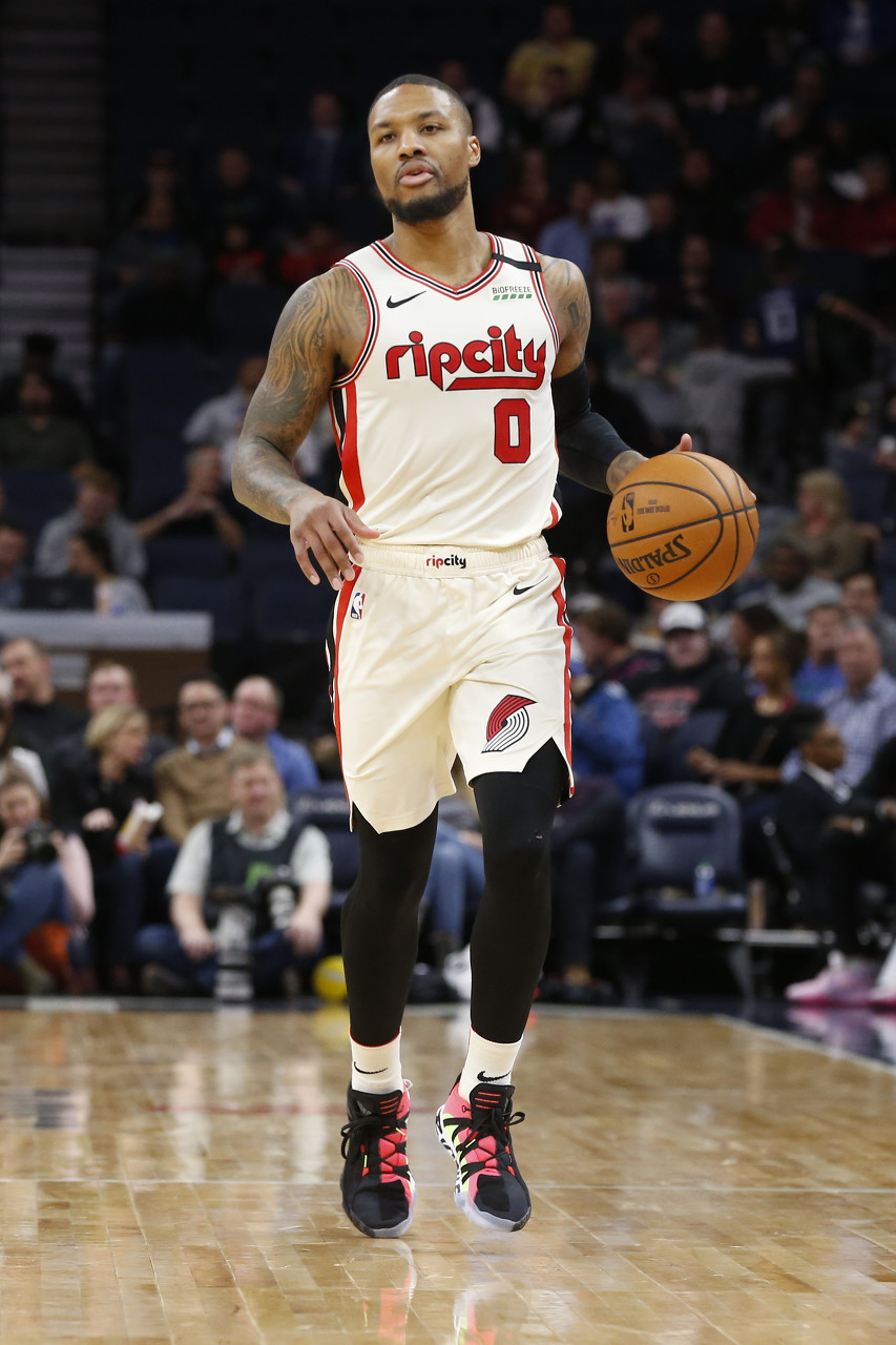 与米兰自由 与米兰自由